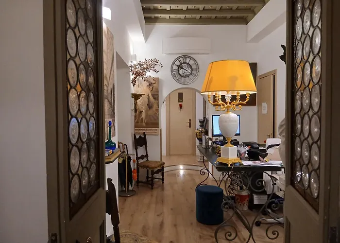 Excellent Trinity Oda ve Kahvaltı