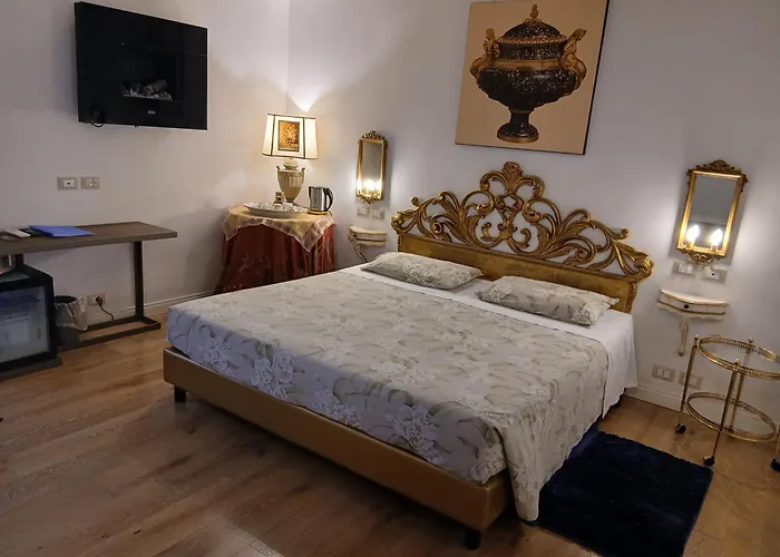 Excellent Trinity Couette-café 4*